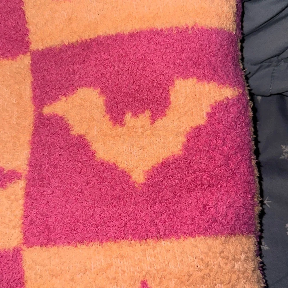Viral Bat Checkered Oversized Throw Blanket